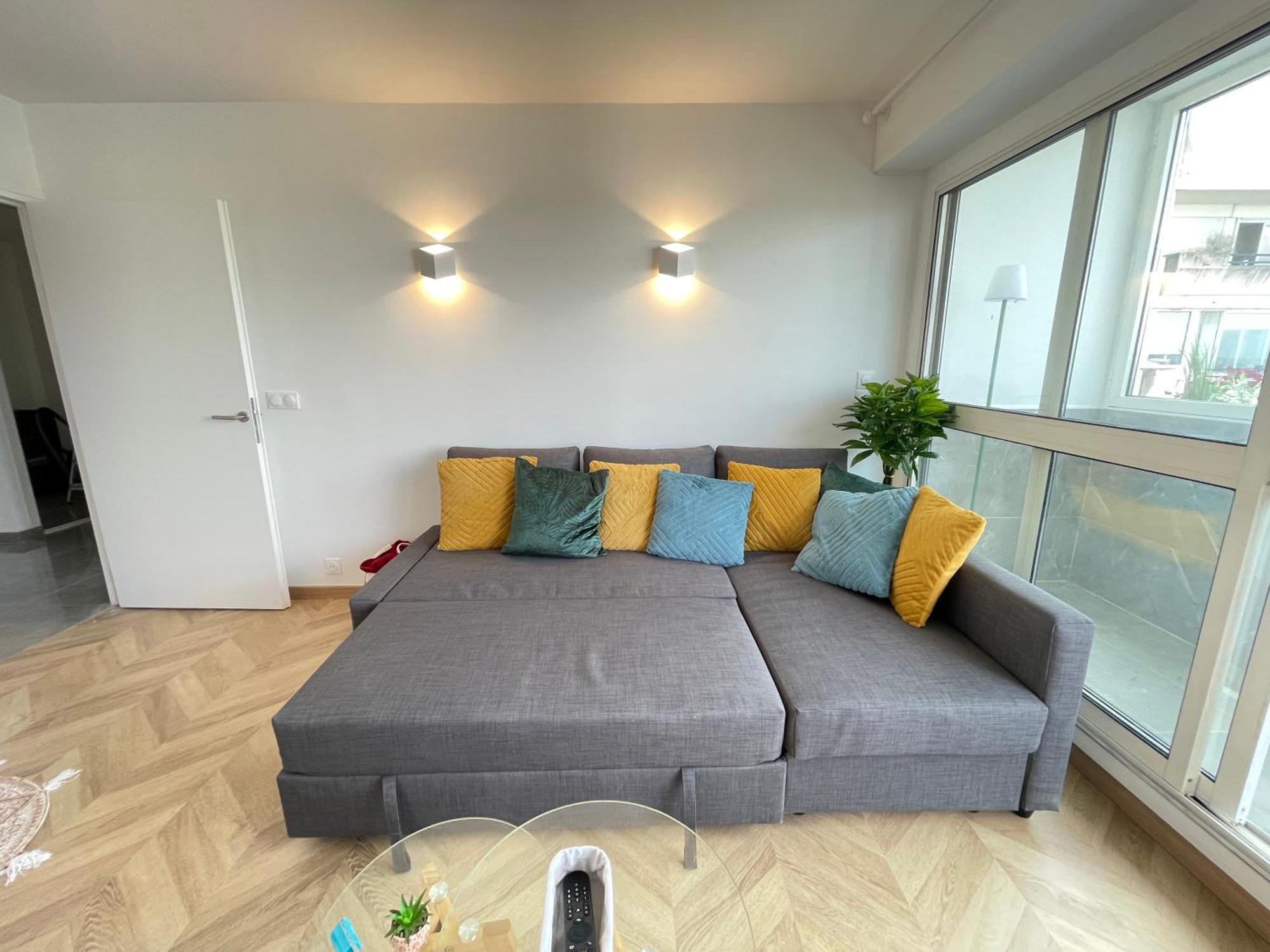 Paris Pantin Magnifique Appartement 4 Pieces De 108M2 Avec 2 Parking Interieur - Tres Cosy Pour 1 A 12 Personnes - Entierement Refait A Neuf Entire Apartment Luxurious And Warm - Pantin Paris 19 Eme Free Wifi Gratuit Bagian luar foto