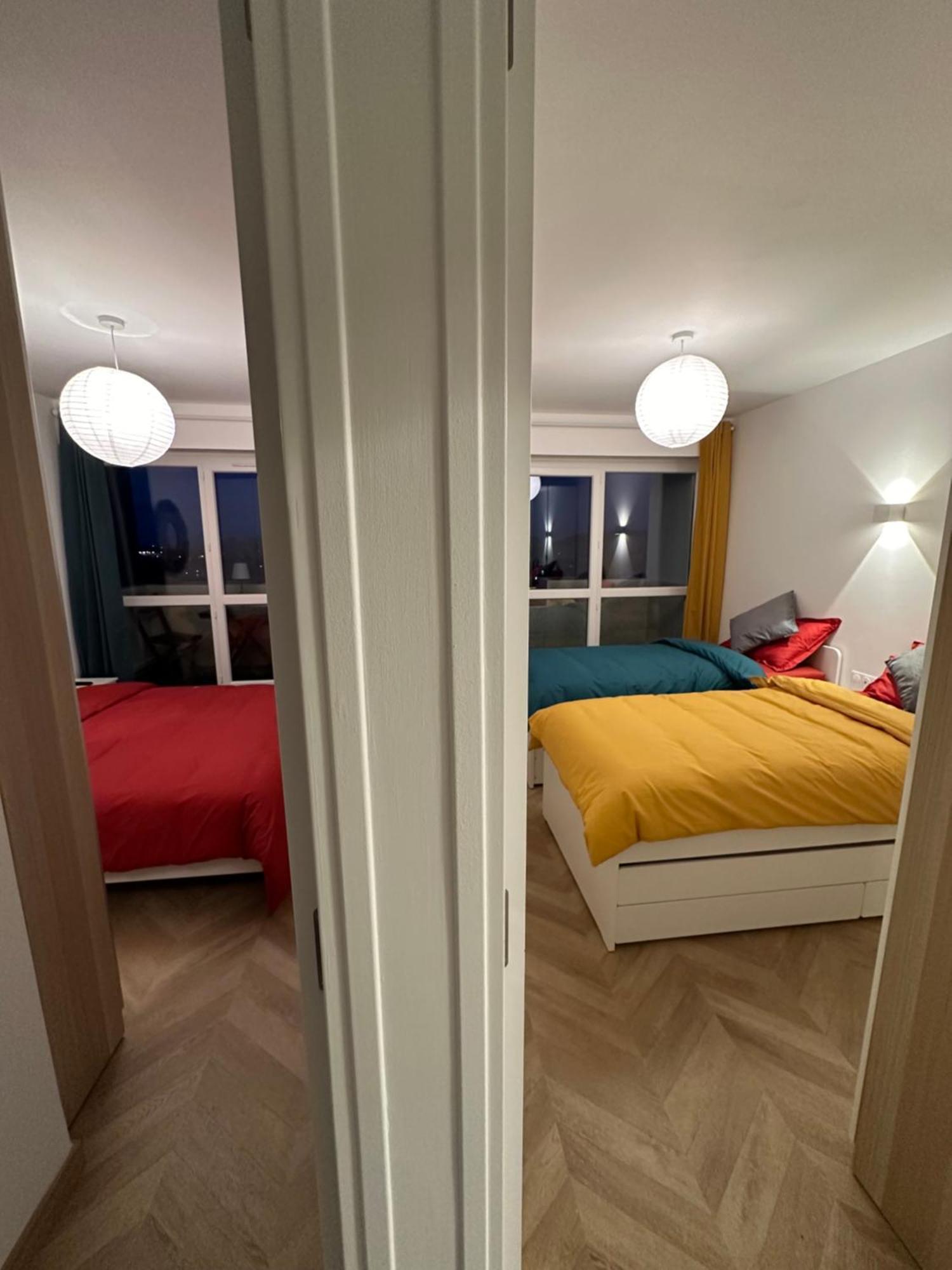 Paris Pantin Magnifique Appartement 4 Pieces De 108M2 Avec 2 Parking Interieur - Tres Cosy Pour 1 A 12 Personnes - Entierement Refait A Neuf Entire Apartment Luxurious And Warm - Pantin Paris 19 Eme Free Wifi Gratuit Bagian luar foto